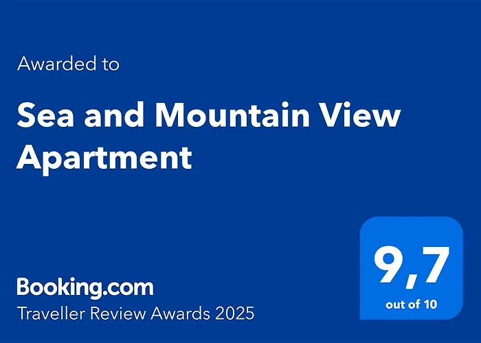 Sea And Mountain View Apartment